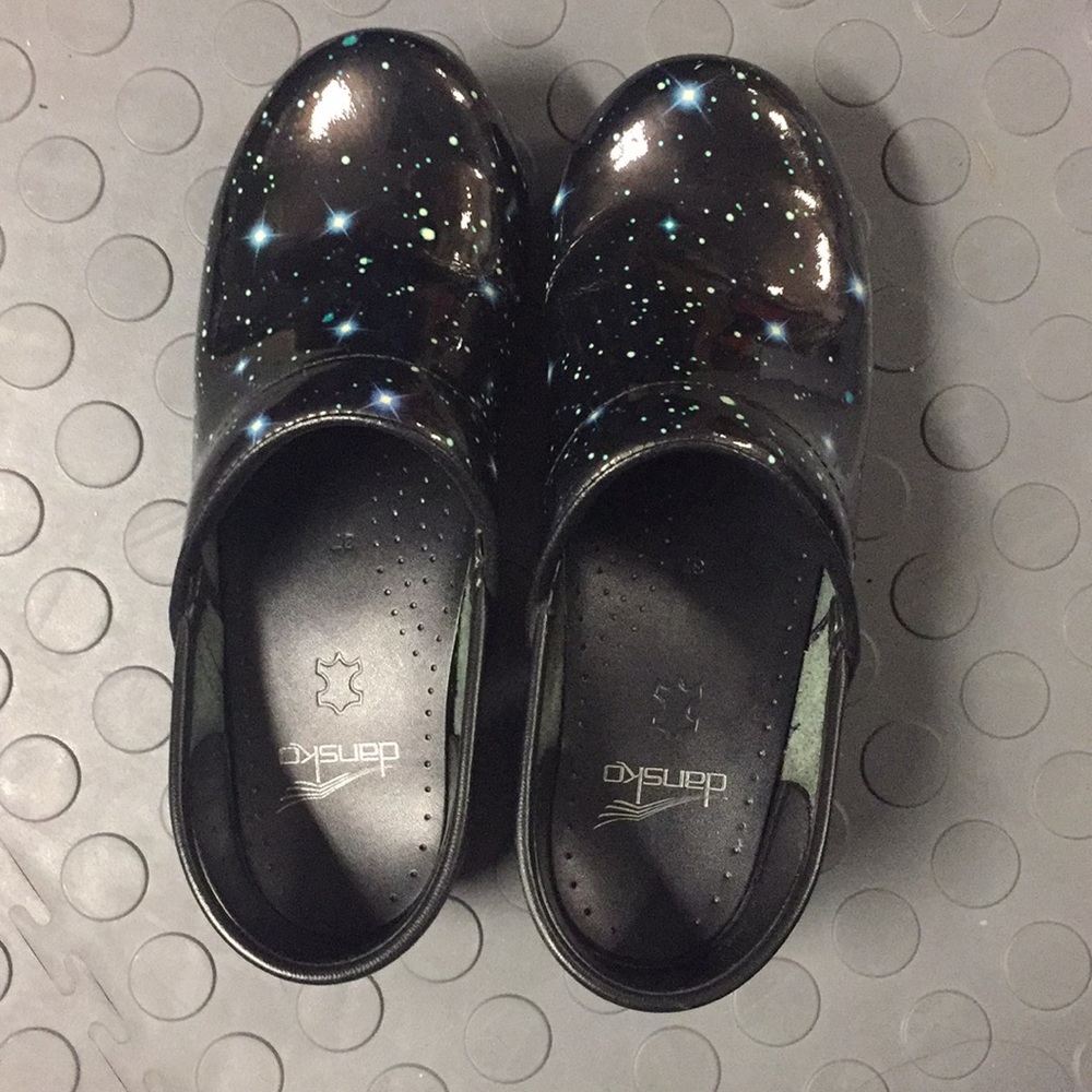 Women’s Professional Dansko